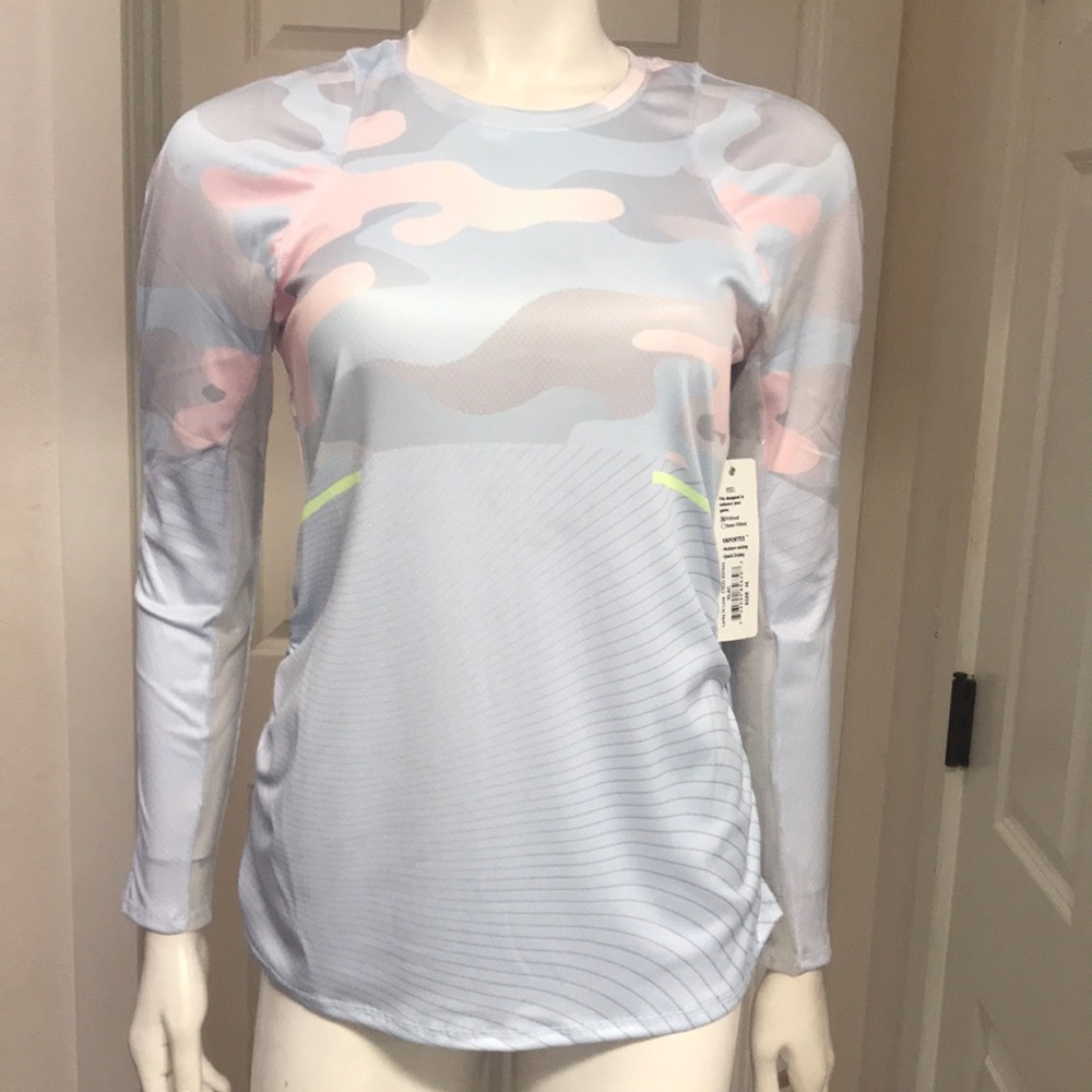 Lucky in Love Athletic/Athleisure L/S Top, M, NWOT!